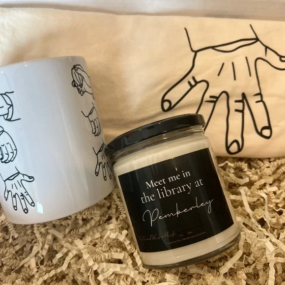 Pride and Prejudice Gift Box Bundle Period Drama Jane Austen Bookish - Picture 7 of 9